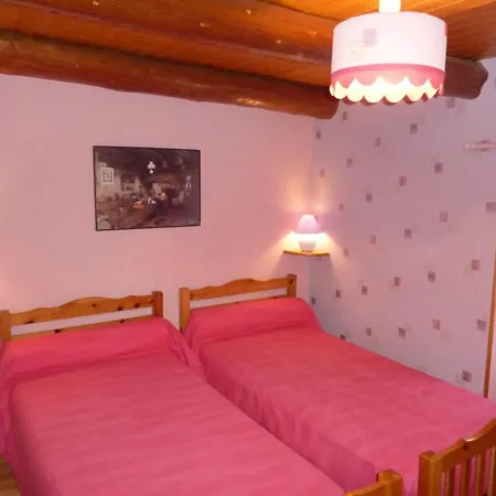 Holiday home Charmante Maison Renovee Avec Jardin, Cheminee Et Equipements Modernes - 4 Pers. - Fr-1-742-243 *